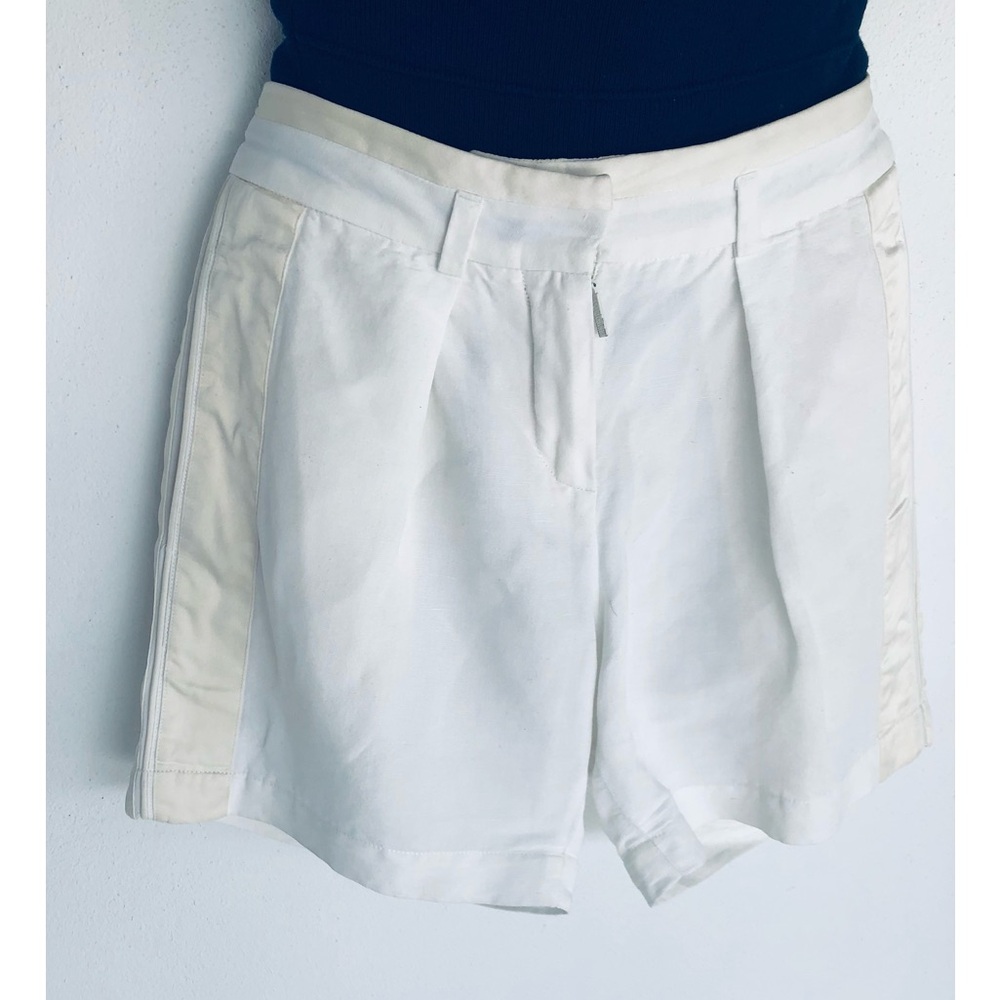 Roberto Cavalli  Chic Women's White High-Waisted Shorts . Size 38